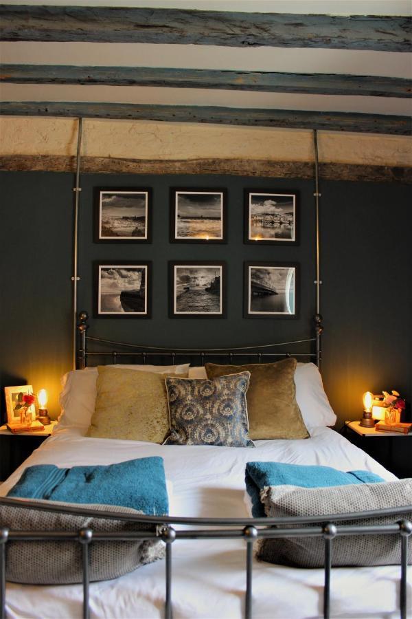 Boutique Fisherman'S Grade II Listed Cottage Scarborough Buitenkant foto