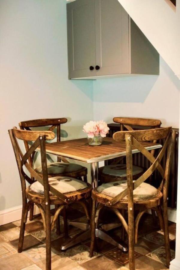 Boutique Fisherman'S Grade II Listed Cottage Scarborough Buitenkant foto