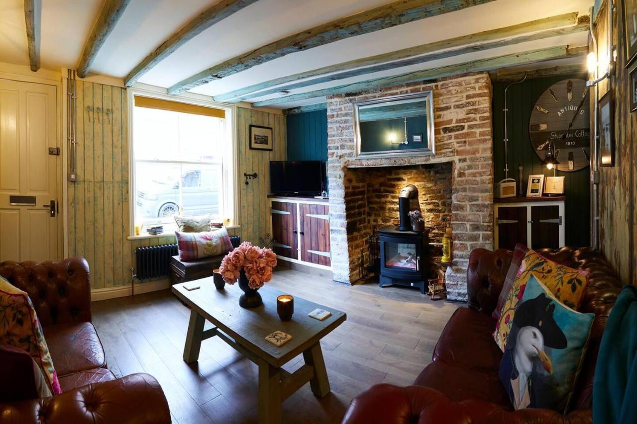 Boutique Fisherman'S Grade II Listed Cottage Scarborough Buitenkant foto