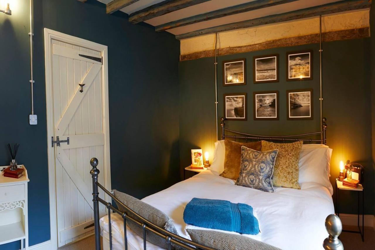 Boutique Fisherman'S Grade II Listed Cottage Scarborough Buitenkant foto